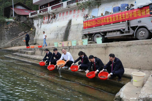 双牌：增殖放流“鱼”法同行检察蓝守护生态绿(图2)