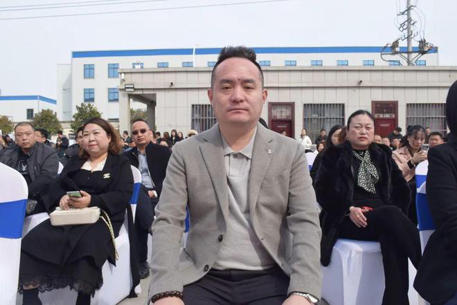 kaiyun入口：订货4000吨收款1200万元！这家企业投资10万元新厂开业目标打造河南最大片剂厂！(图3)