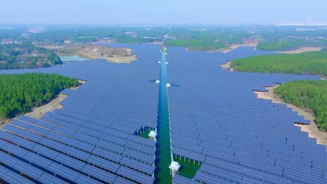 《装甲山河碳路中国》纪录片：央国企携手华为绘就追光画卷(图7)