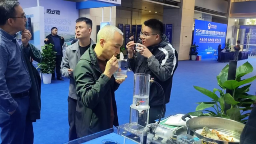 kaiyun网站：江苏水霖渔业WRAS系统成都亮相闭环技术破解绿色养殖难题(图2)