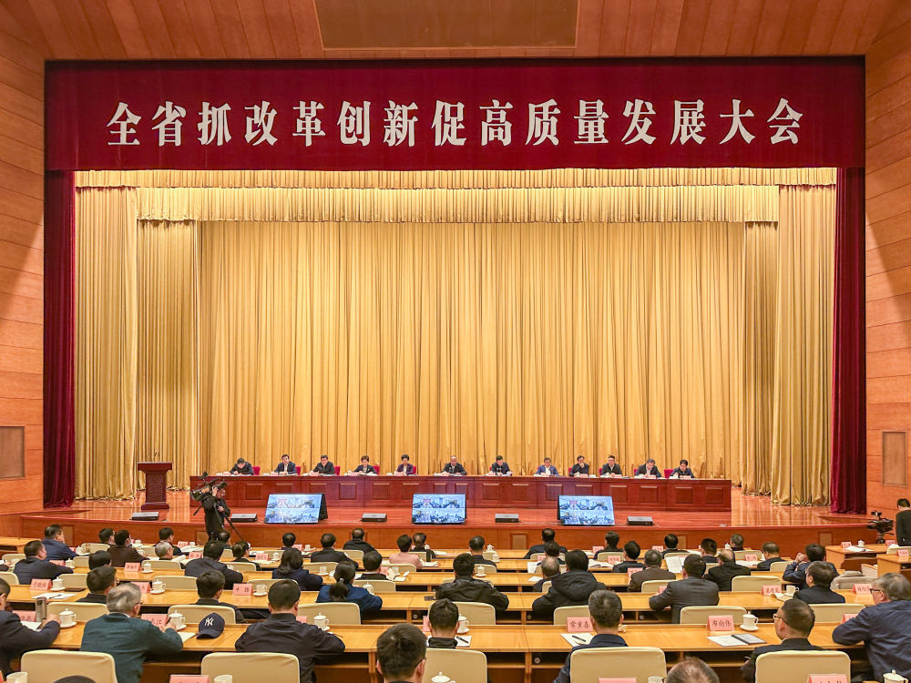 仲观平：干出高质量发展确定性——论稳扎稳打、踏踏实实贯彻落实习近平总书记视察山东重要讲话精神(图6)