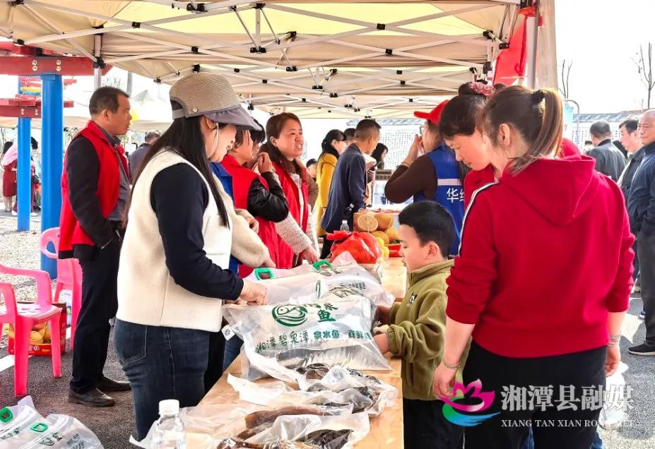 湘潭县锦石乡：“一潭活水”掀起特色水产“致富浪花”(图6)